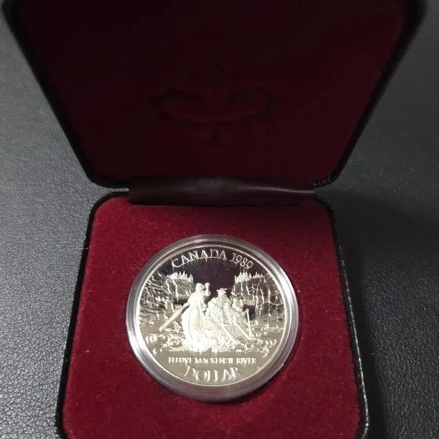 [BUNJANG] 1989 Canada Mackenzie River Rare Silver Coin Collectible / 1989년 캐나다 메젠지강은화 희귀은화수집용
