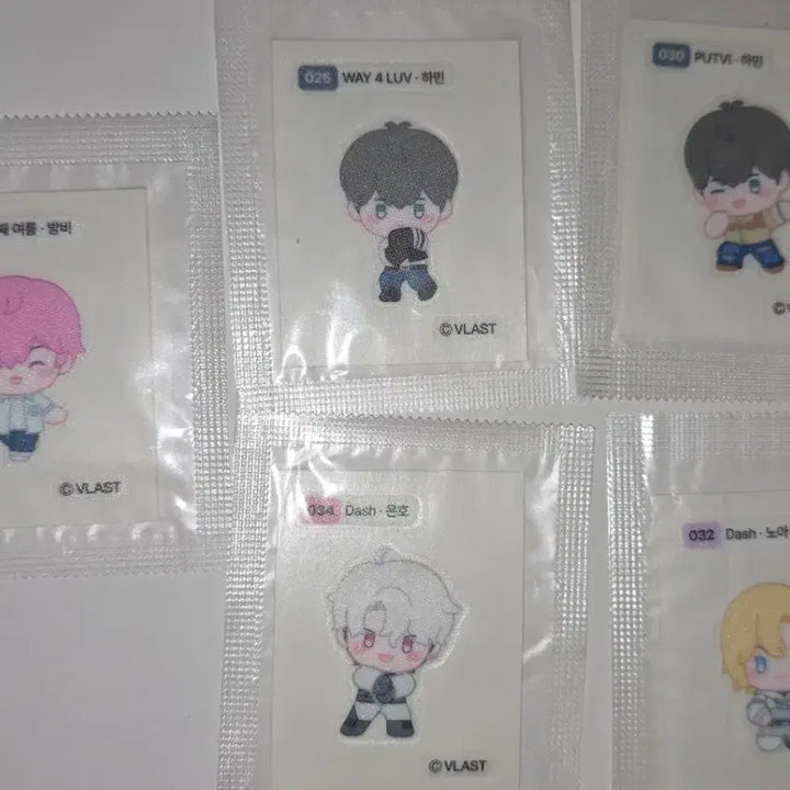 [BUNJANG] PLAVE Ha-min Eun-ho Bambi Noah Sticker Bundle Set / 띠부씰 꼬깔콘 포카 일괄 플레이브 하민 은호 밤비 노아 판매