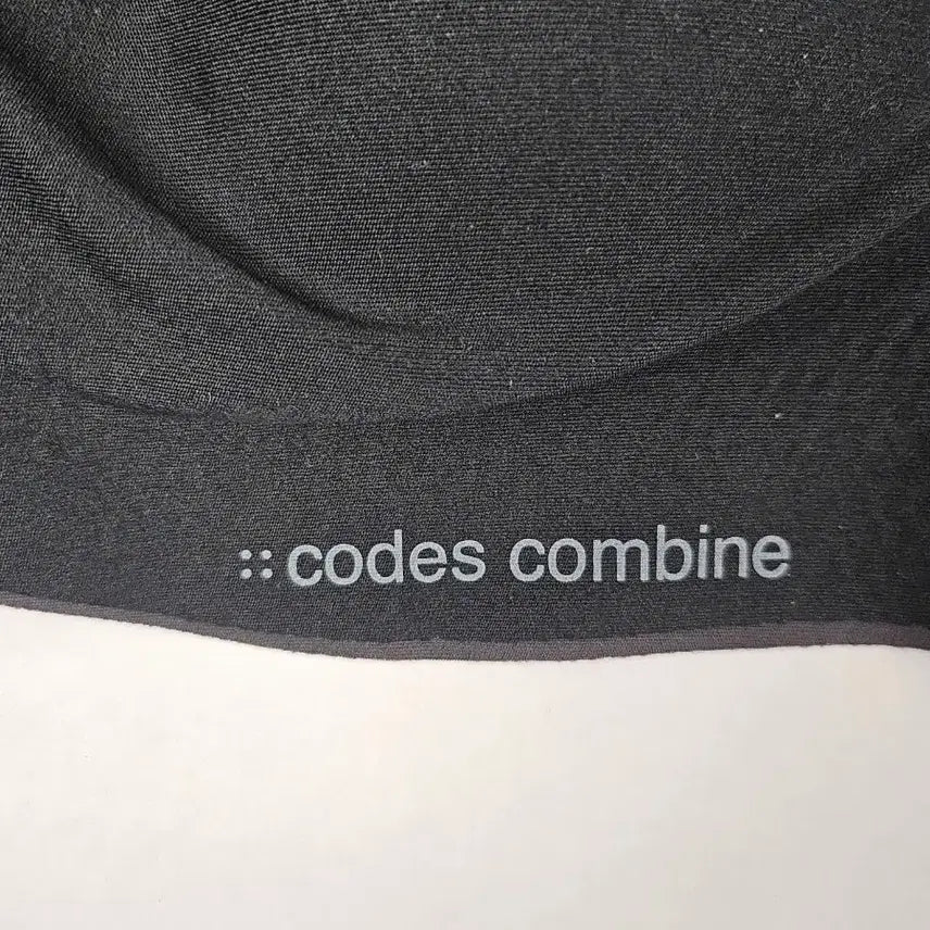 [BUNJANG] Codes Combine BB Bra Seamless Bra Top L Black / (택달린새상품)코데즈컴바인 BB브라 심리스 브라탑 L 블랙 볼륨패드
