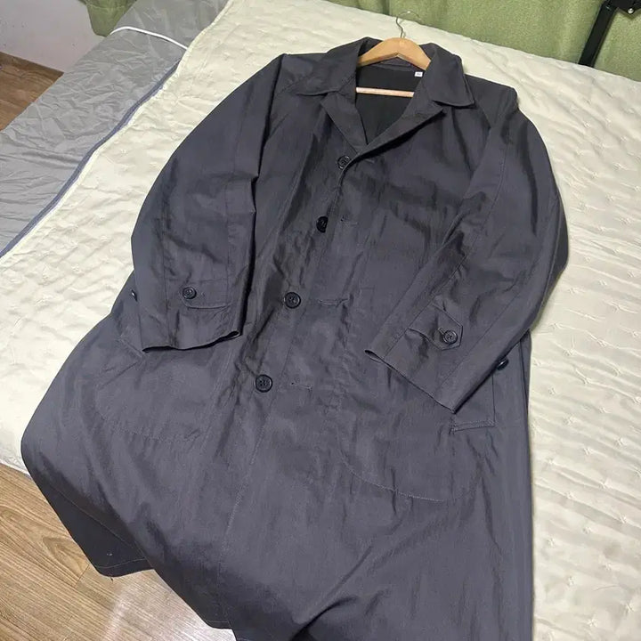 [BUNJANG] Uniqlo U Oversized Trench Coat Charcoal / [M] 유니클로U 오버사이즈 트렌치 코트 차콜