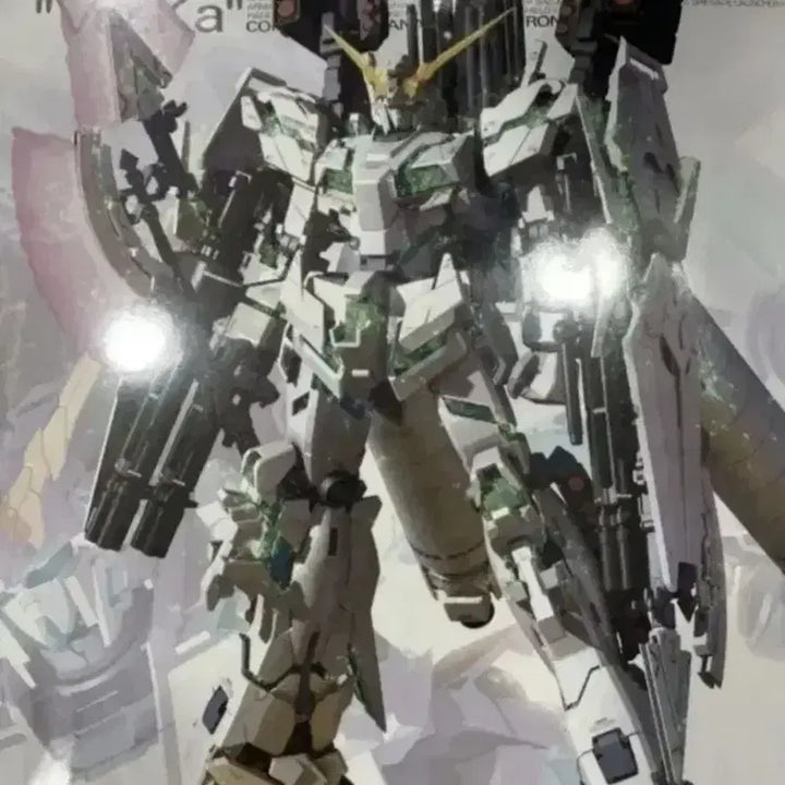 [BUNJANG] MG Perfectibility Unicorn Gundam Ver.Ka Gunpla Plastic Model / MG 풀아머유니콘 건담 버카 건베 건담베이스 건프라 프라모델 장난감 토이