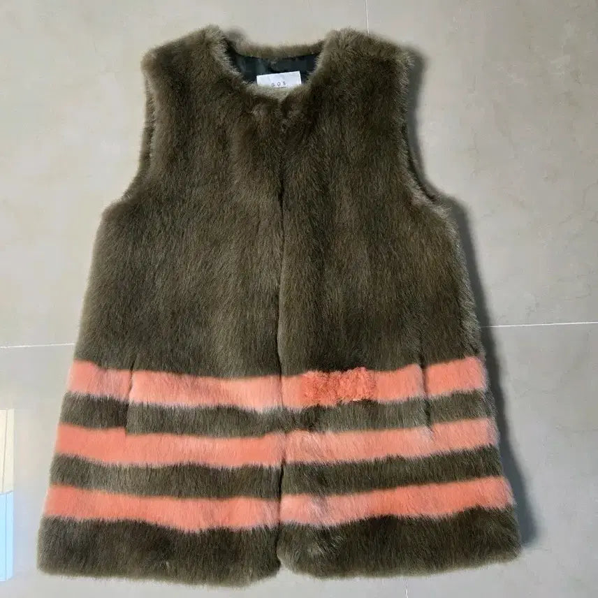 [BUNJANG] GOS Eco Fur Vest / GOS 에코 퍼 베스트 브라운/핑크