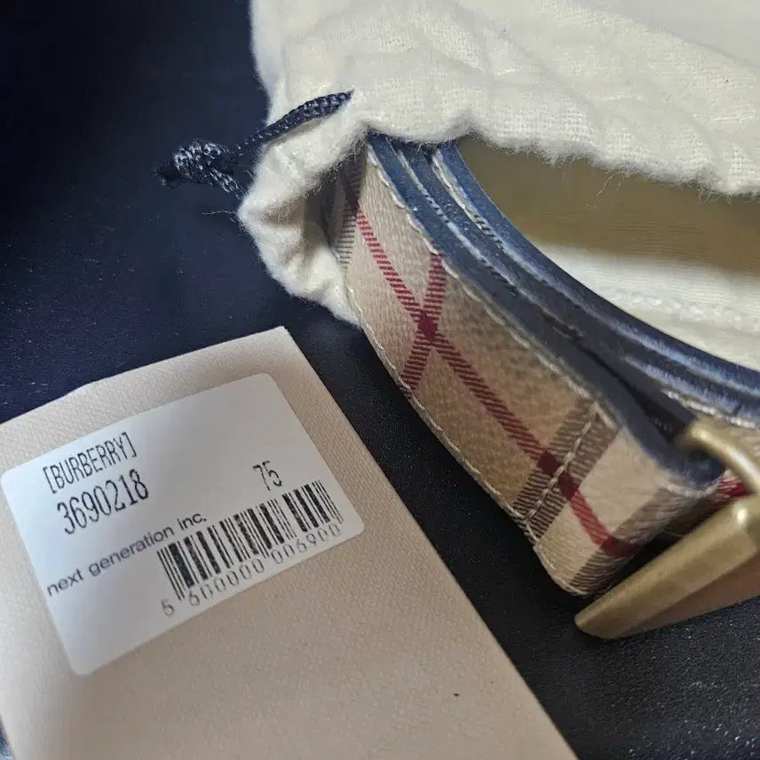 [BUNJANG] Burberry Check Pattern Belt with Gold Buckle / 버버리 체크 패턴 벨트 골드 버클