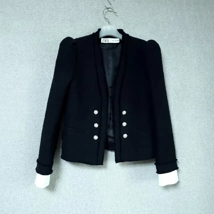[BUNJANG] ZARA Jewel Button Black Tweed Jacket / 자라 보석단추 블랙자켓 44~55