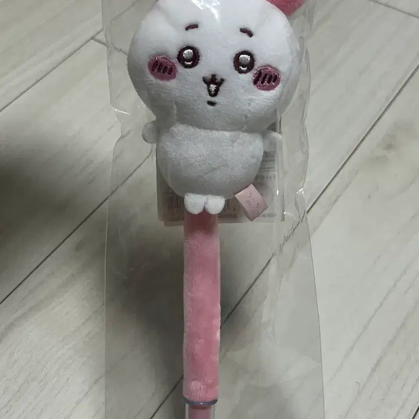 [BUNJANG] Chiikawa Crab Costume Plush Pen / 치이카와 카니 인형 누이구루미 볼펜