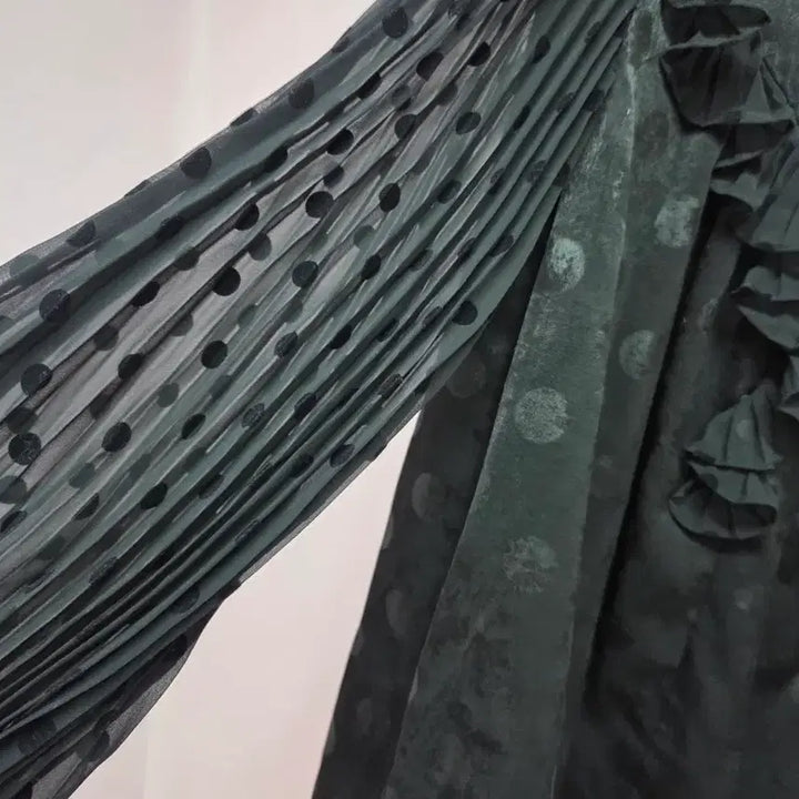 [BUNJANG] EGOIST Black Dot Frill Blouse / EGOIST 에고이스트 블랙 도트 프릴 블라우스 66
