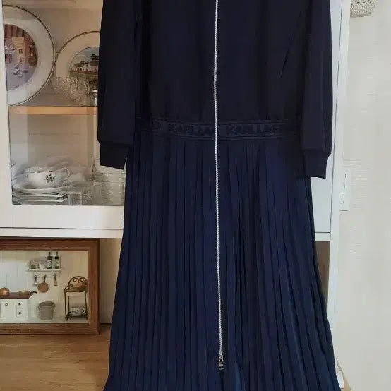[BUNJANG] Karl Lagerfeld Navy Pleated Long Dress / 칼 라거펠트 네이비 플리츠 롱 원피스 66