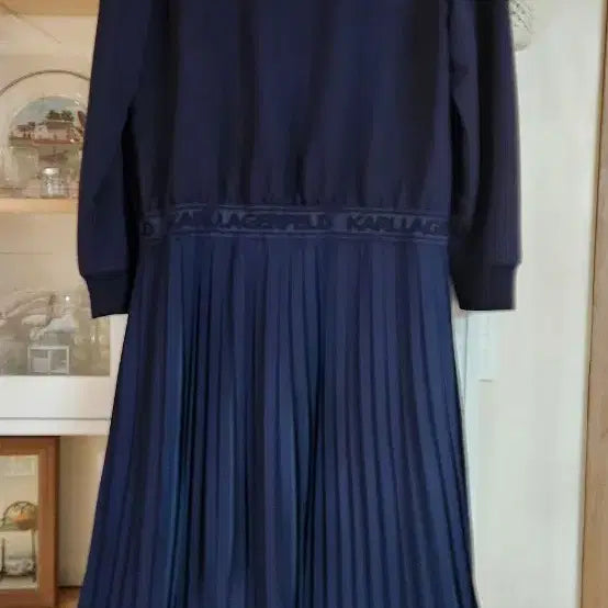 [BUNJANG] Karl Lagerfeld Navy Pleated Long Dress / 칼 라거펠트 네이비 플리츠 롱 원피스 66