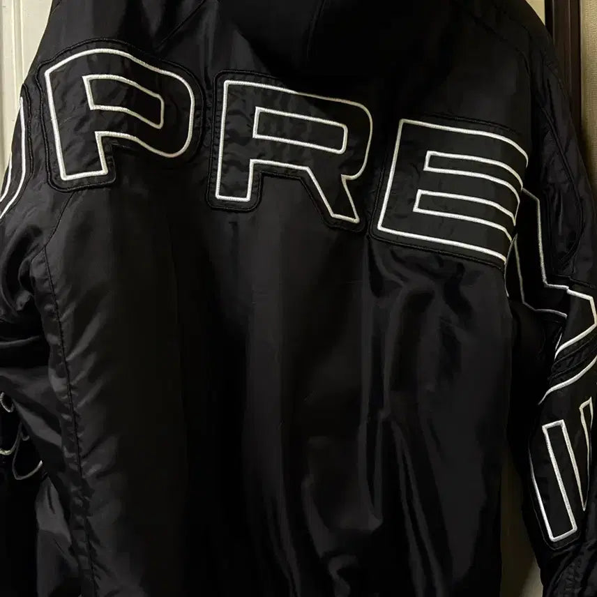 [BUNJANG] Supreme Hooded Stadium Jacket Black 24SS L / 슈프림 후드 스타디움 자켓 블랙 24ss L 팝니다