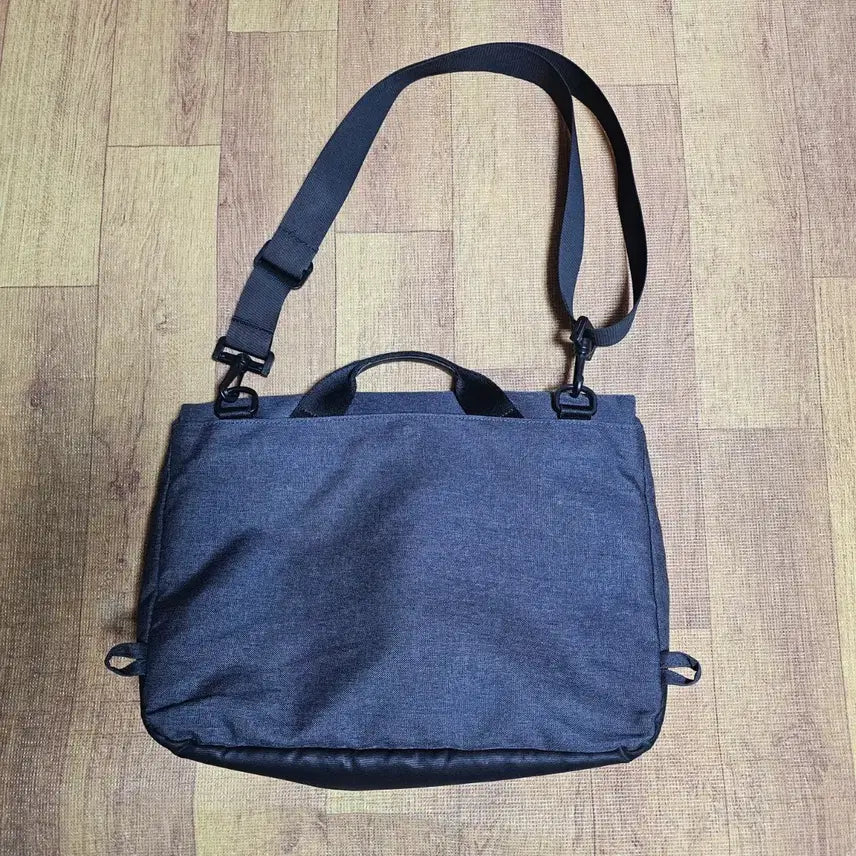 [BUNJANG] Kangol Shoulder Bag / 캉골 숄더백