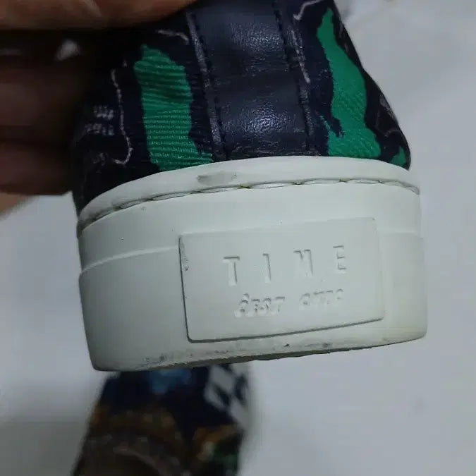 [BUNJANG] TIME Slip-on Sneakers / TIME 슬립온 스니커즈