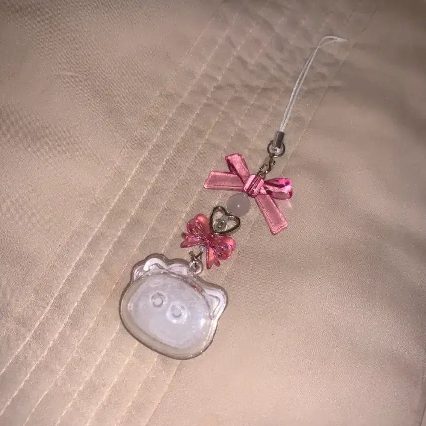 [BUNJANG] Giant Kitty Charm Keychain / 대왕 키티키링