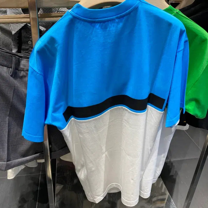 [SOLD OUT] 프라다 티셔츠 핫딜