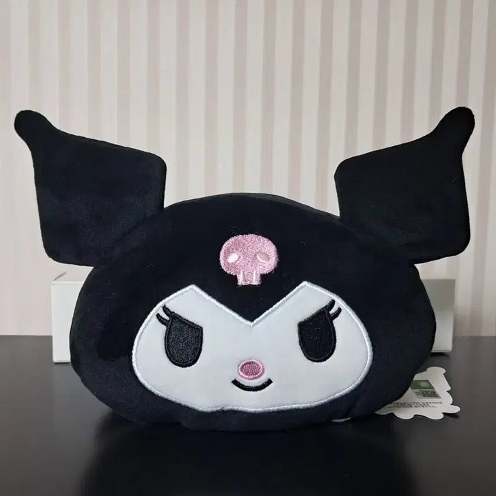 [BUNJANG] Sanrio Kuromi Face Eye Mask Cushion / 산리오 쿠로미 얼굴 안대 쿠션 새상품