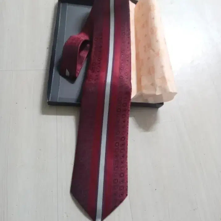 [BUNJANG] MCM Paisley Tie / mcm 파티스 넥타이