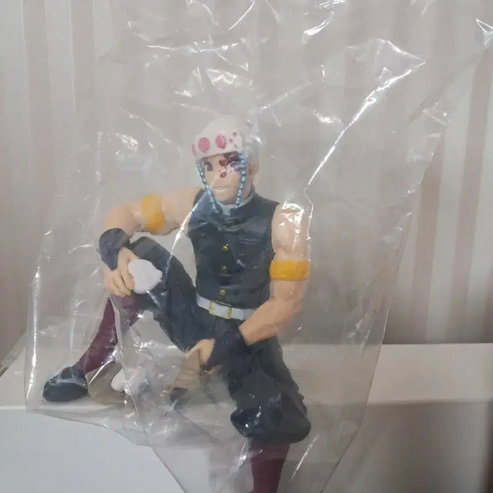 [BUNJANG] Demon Slayer Tengen Uzui Figure (Sealed) / 귀칼 귀멸의 칼날 우즈이 텐겐 피규어 미개봉 새상품