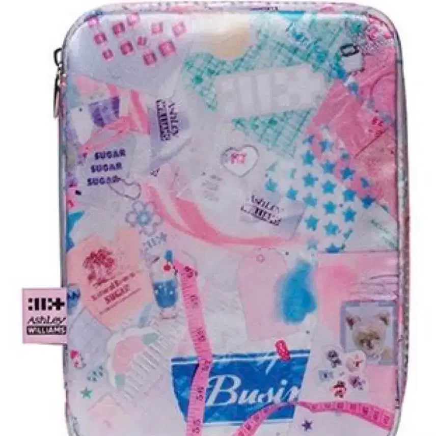 [BUNJANG] ILLIT Ashley Williams Pouch / 아일릿 낫큐트애니모어 애슐리윌리엄스 파우치 illit