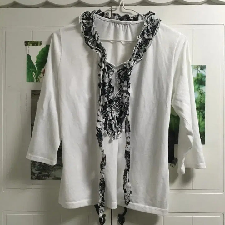[BUNJANG] Vintage Floral Lace Frill T-shirt / 일본빈티지 플라워 타이 레이스 프릴 티셔츠