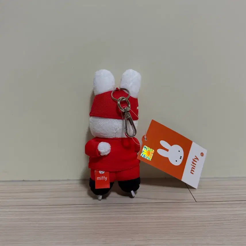 [BUNJANG] Miffy Short Track Uniform Mascot Keyring / 미피 쇼트트랙 인형 키링