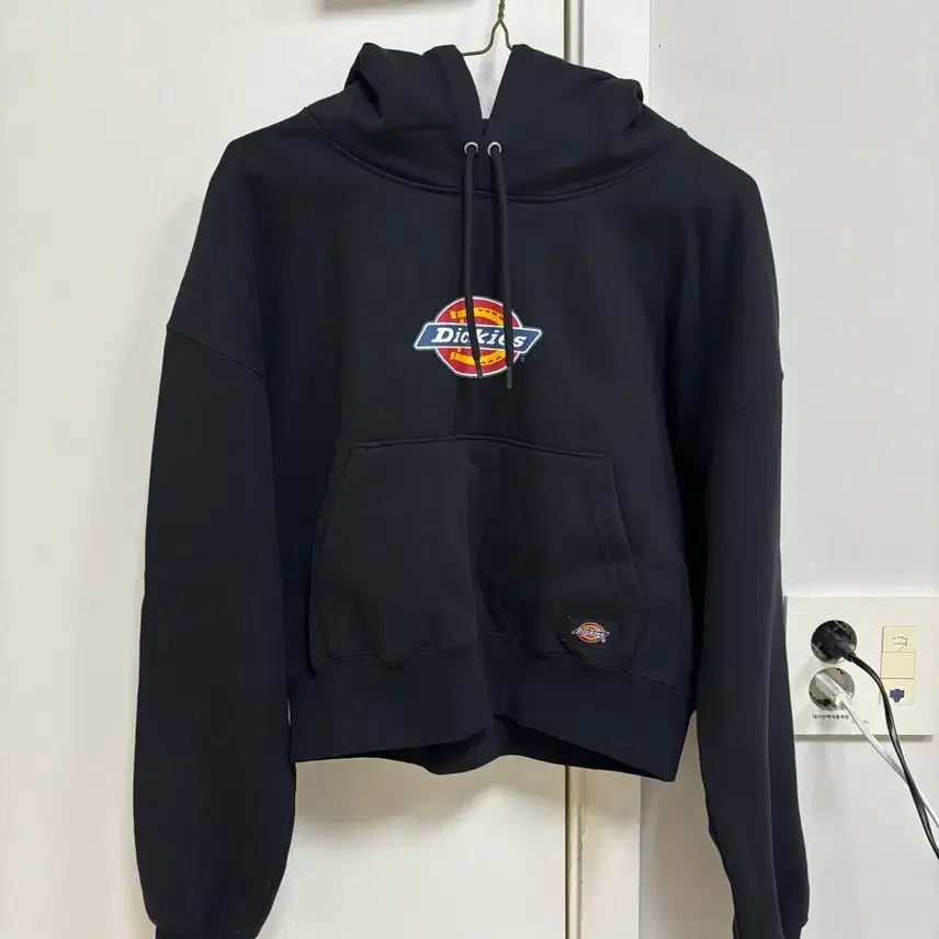 [BUNJANG] Dickies Iconic Logo Crop Hoodie - Black (Size M) / 디키즈 아이코닉 로고 크롭 후드 Black