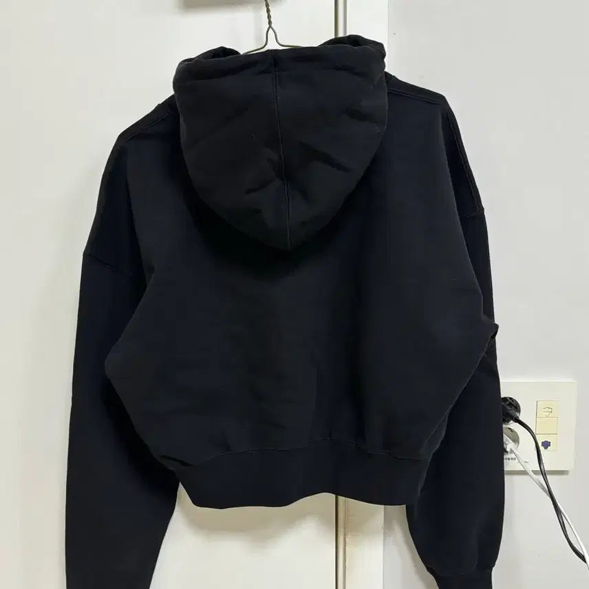 [BUNJANG] Dickies Iconic Logo Crop Hoodie - Black (Size M) / 디키즈 아이코닉 로고 크롭 후드 Black