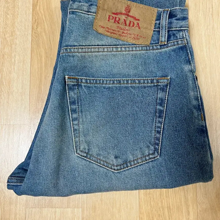 [BUNJANG] Prada Triangle Logo Used Denim Pants / 프라다 삼각로고 유즈드 데님팬츠