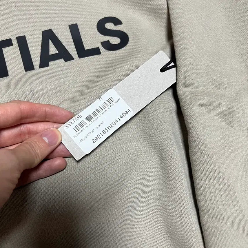 [BUNJANG] Fear of God Essentials 20FW Taupe Sweatshirt / [새상품]20fw 피오갓 에센셜 맨투맨 타우페 실리콘 아플리케