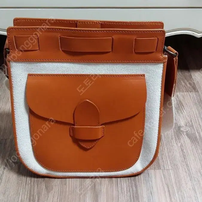[BUNJANG] The Plain Cowhide Canvas Crossbody Bag / &