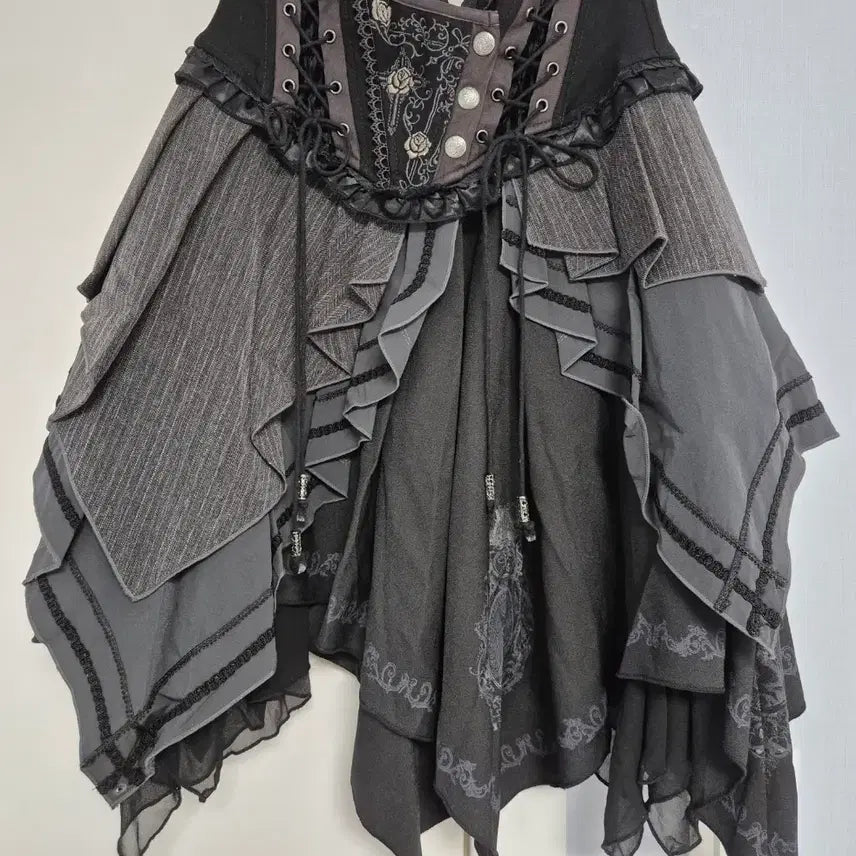 [BUNJANG] Ozzon Gothic Frill Black Corset Skirt / 오즈온 ozzon 고딕 프릴 블랙 코르셋 스커트