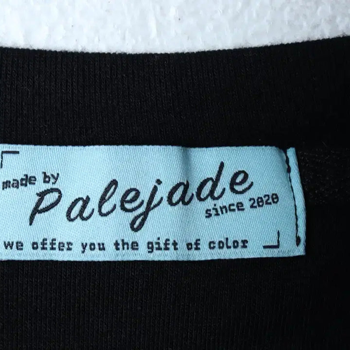 [BUNJANG] W(F) Pale Jade Sleeveless T-shirt Y2K Black / W(F) 페일제이드 반팔 티셔츠 민소매 빅로고 Y2K 블랙-176C2