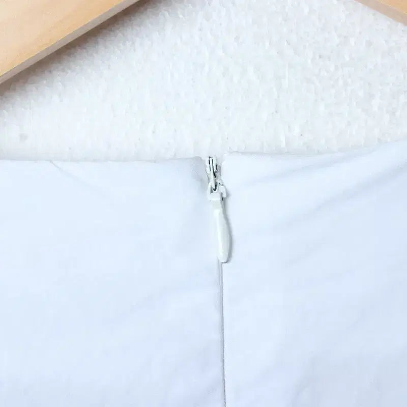 [BUNJANG] W(F) Riel Dress White V-neck Dress / W(F) 리엘 드레스 원피스 반팔 블라우스 화이트 뷔스띠에-17727