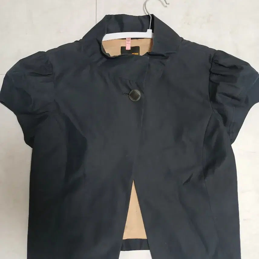 [BUNJANG] Fendi Black Puff Sleeve Jacket / 펜디 블랙 반팔 자켓