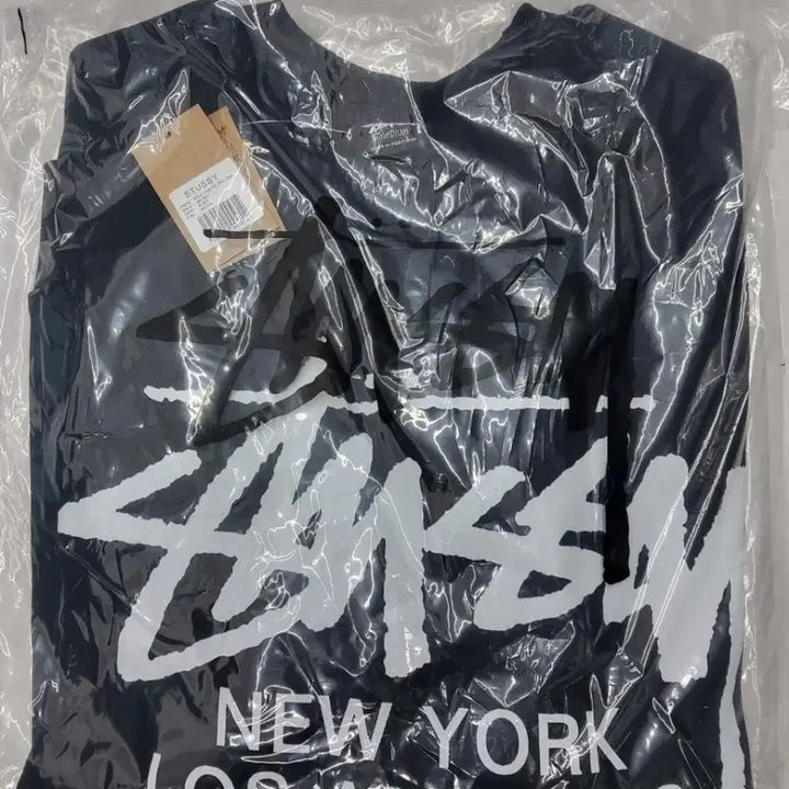 [BUNJANG] Stussy World Tour Sweatshirt (Black/Ash Heather/Natural) / 정품새상품>스투시 월드투어 맨투맨 (블랙/애쉬해더/네츄럴)