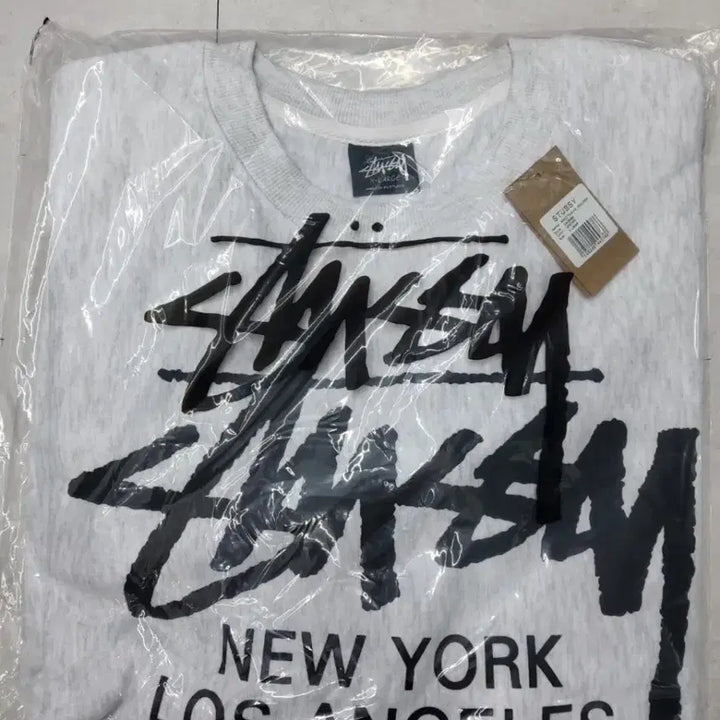 [BUNJANG] Stussy World Tour Sweatshirt (Black/Ash Heather/Natural) / 정품새상품>스투시 월드투어 맨투맨 (블랙/애쉬해더/네츄럴)