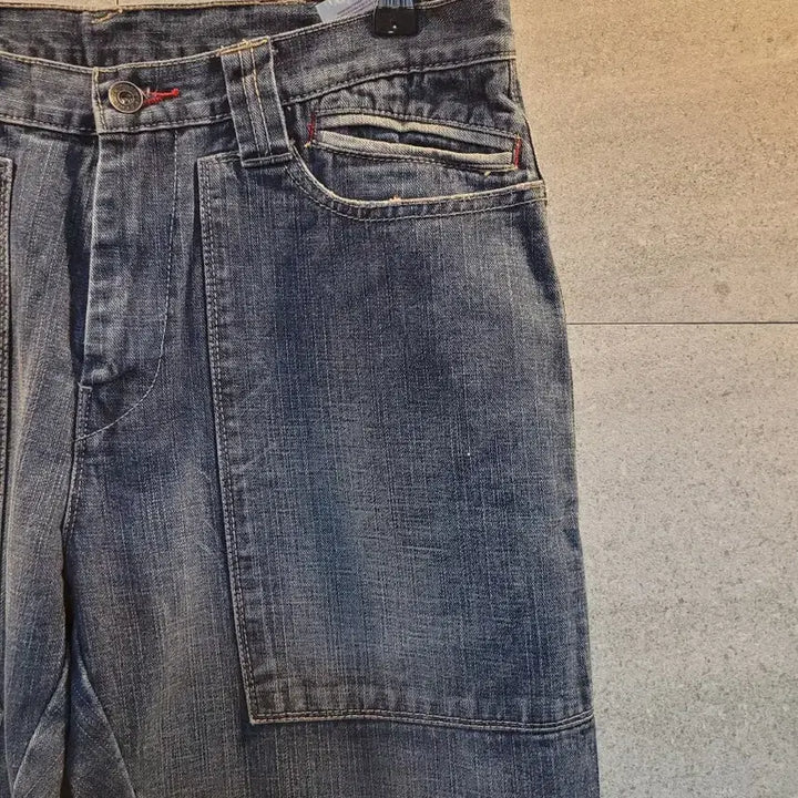 [SOLD OUT] Celio. 유로 데님 팬츠.