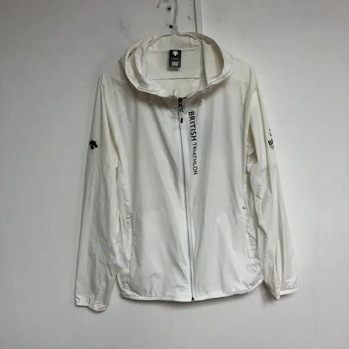 [SOLD OUT] 데상트 남성 후드자켓 100L@9960