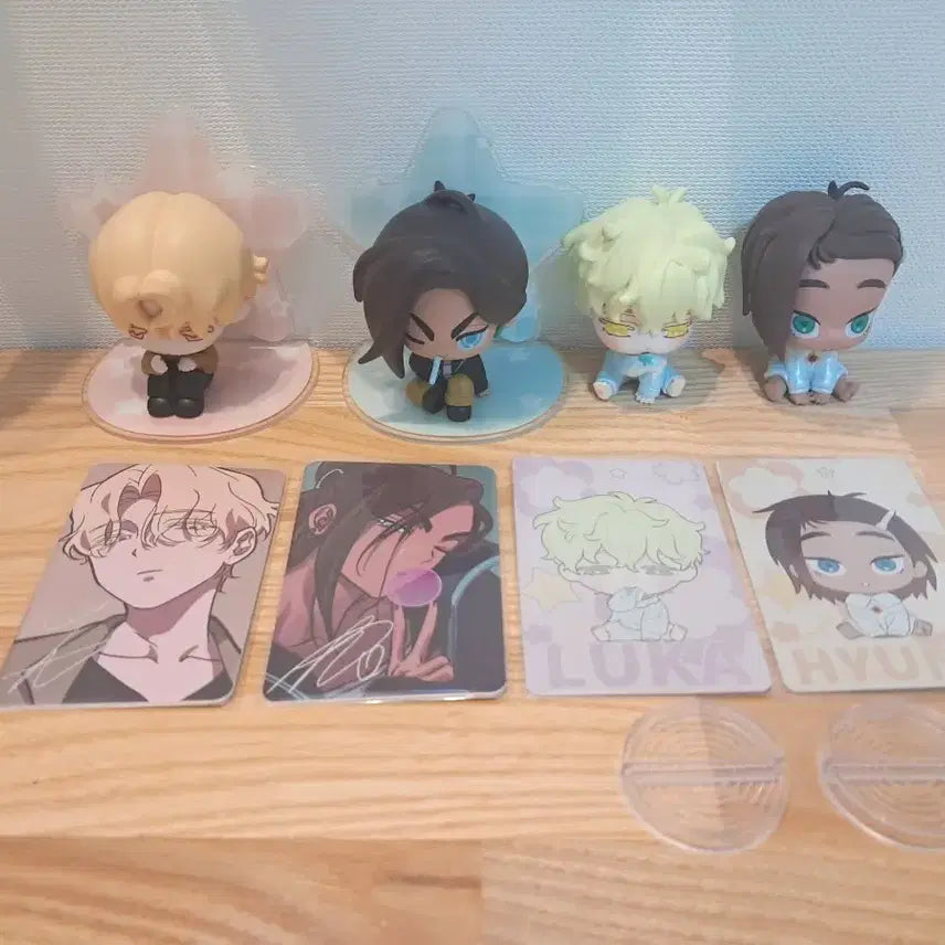 [BUNJANG] Aste Luka Hyunah Decor, Youth Figure, Photocard Bundle Set / (급전) 에이스테 루카현아 데코라,유년 피규어,포카 판매합니다
