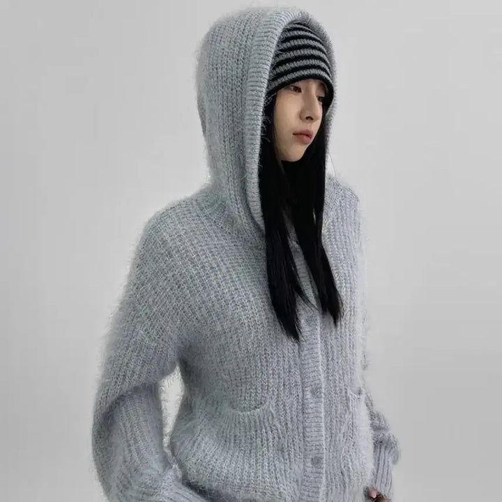 [BUNJANG] Blackup Nerrman Hairly Hooded Cardigan / 블랙업 너르만 헤어리 후드 가디건