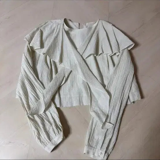 [SOLD OUT] 렉토 RECTO 크롭 블라우스 S