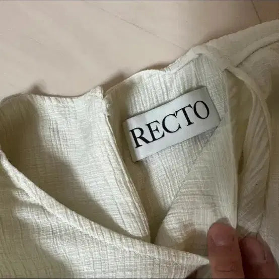 [SOLD OUT] 렉토 RECTO 크롭 블라우스 S