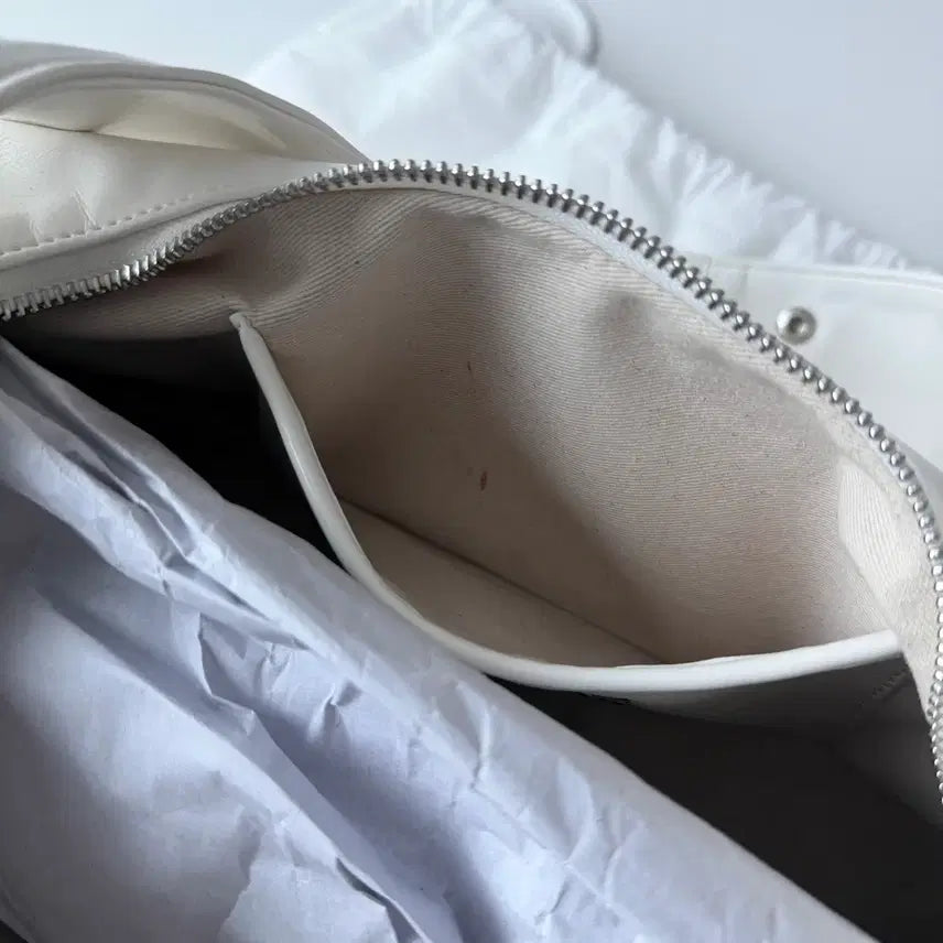 [SOLD OUT] hieta 히에타 티나백