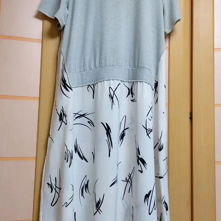 [BUNJANG] Layered Long Dress with Short Sleeves (Size 66-77) New / 반팔 티셔츠 레이어드 롱 원피스(66~77) 새상품