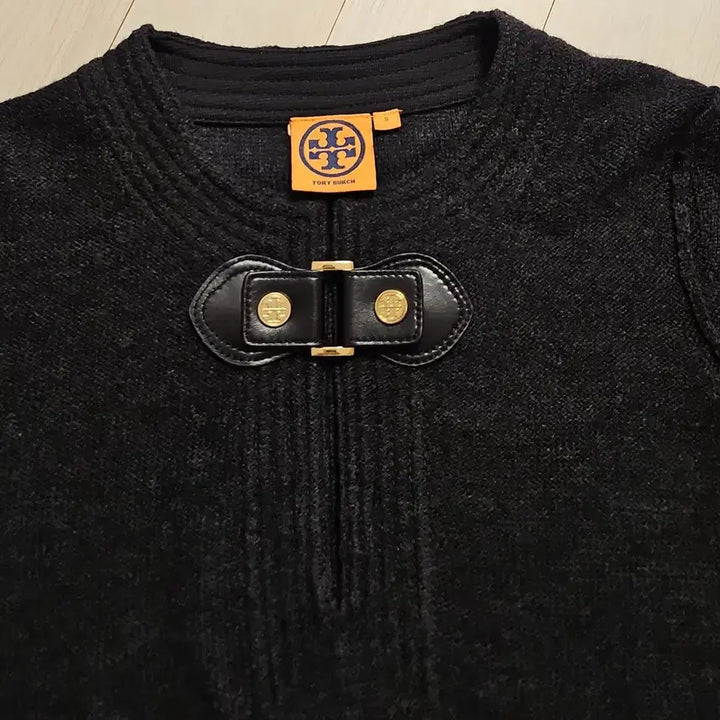 [BUNJANG] Tory Burch Alpaca Blend Knit Top / 토리버치(S~M)금장.가죽버클 알파카..니트