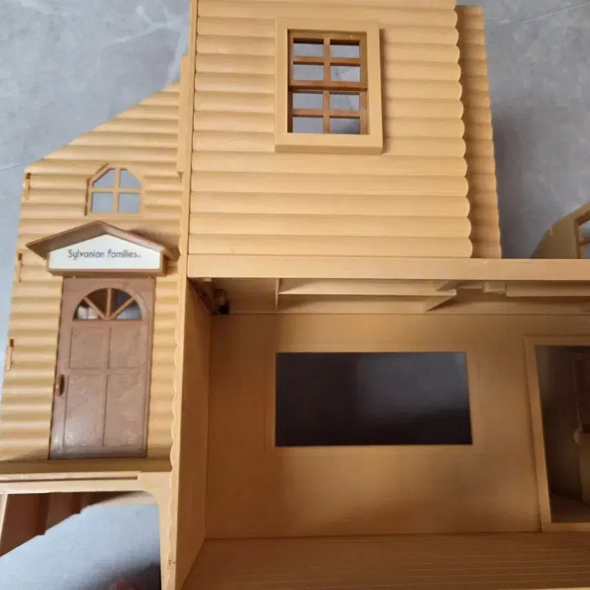 [BUNJANG] Sylvanian Families Old Owl House (Caramel) / 실바니안 올드 오우도집(캬라멜색)