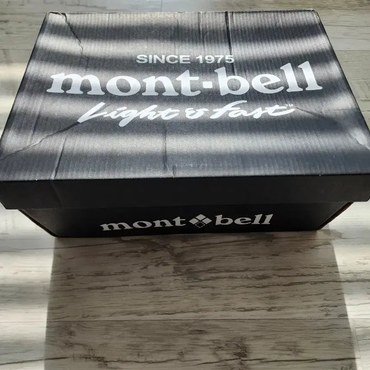 [BUNJANG] Montbell Urban Riverflex Shoes 240 / (새상품)몽벨 어반 리버 플렉스 슈즈 240 운동화 트래킹화 스니커즈