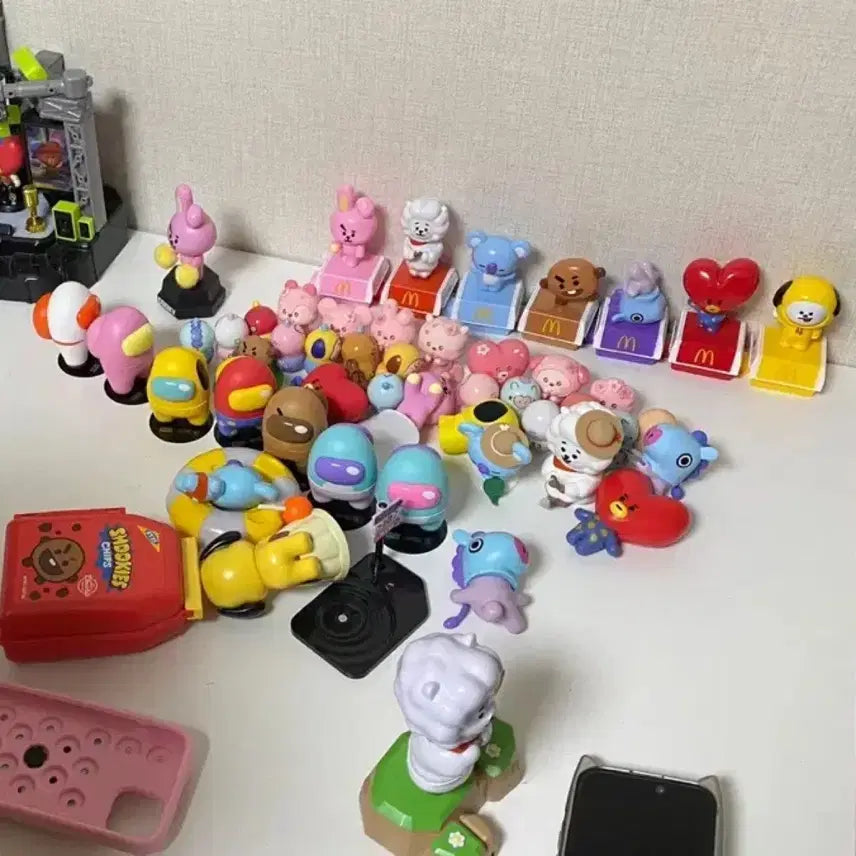 [SOLD OUT] Bt21 AMONG US 콜라보 피규어 일괄