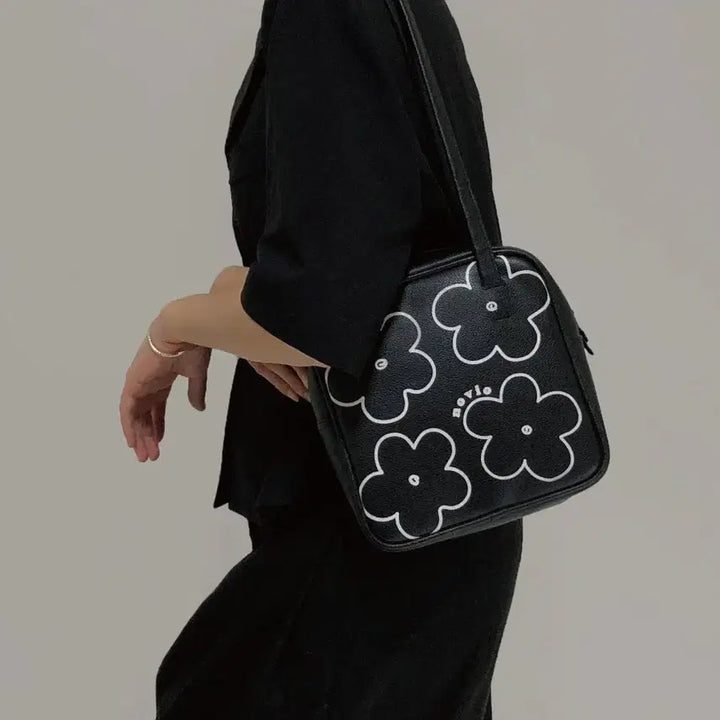 [BUNJANG] NOVIO Mari Bag S Shoulder Tote Bag / 노비오 NOVIO 마리백S 숄더백 토트백 플라워 가방