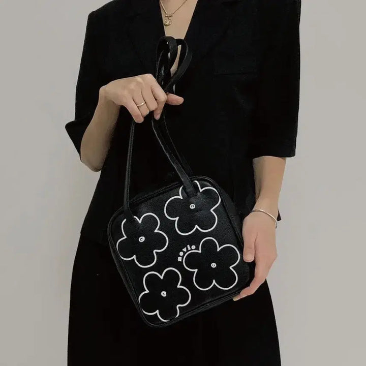 [BUNJANG] NOVIO Mari Bag S Shoulder Tote Bag / 노비오 NOVIO 마리백S 숄더백 토트백 플라워 가방