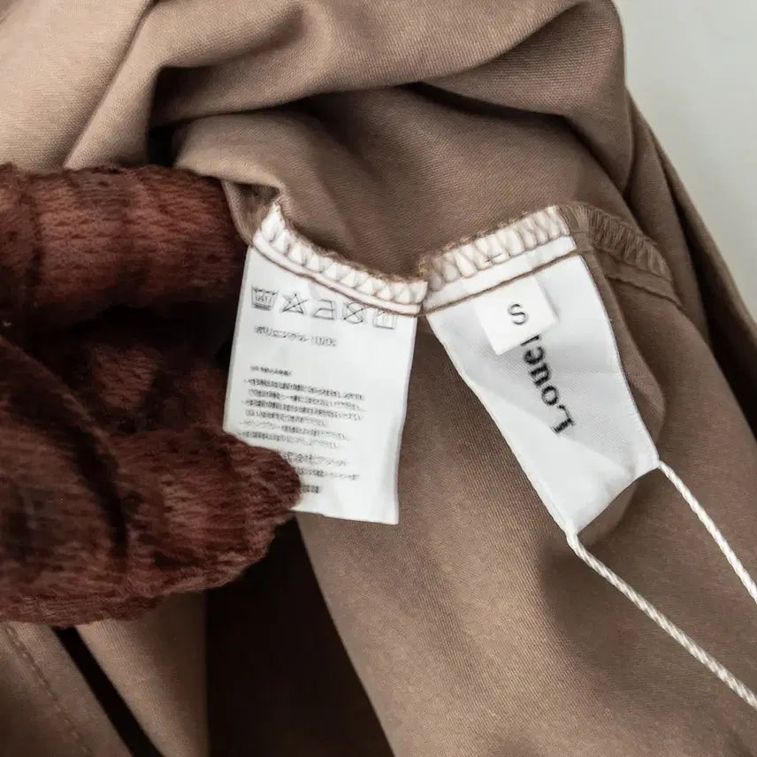 [SOLD OUT] Louere 베이지 티어드 프릴소매ops-2 / ~66까지ok