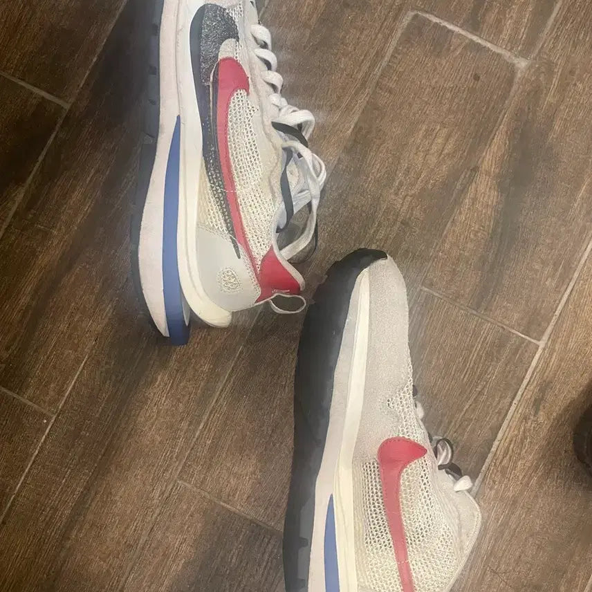 [BUNJANG] Nike Vaporwaffle Sneakers White/Red / 나이키 베이퍼와플 스니커즈 화이트/레드 280~28{